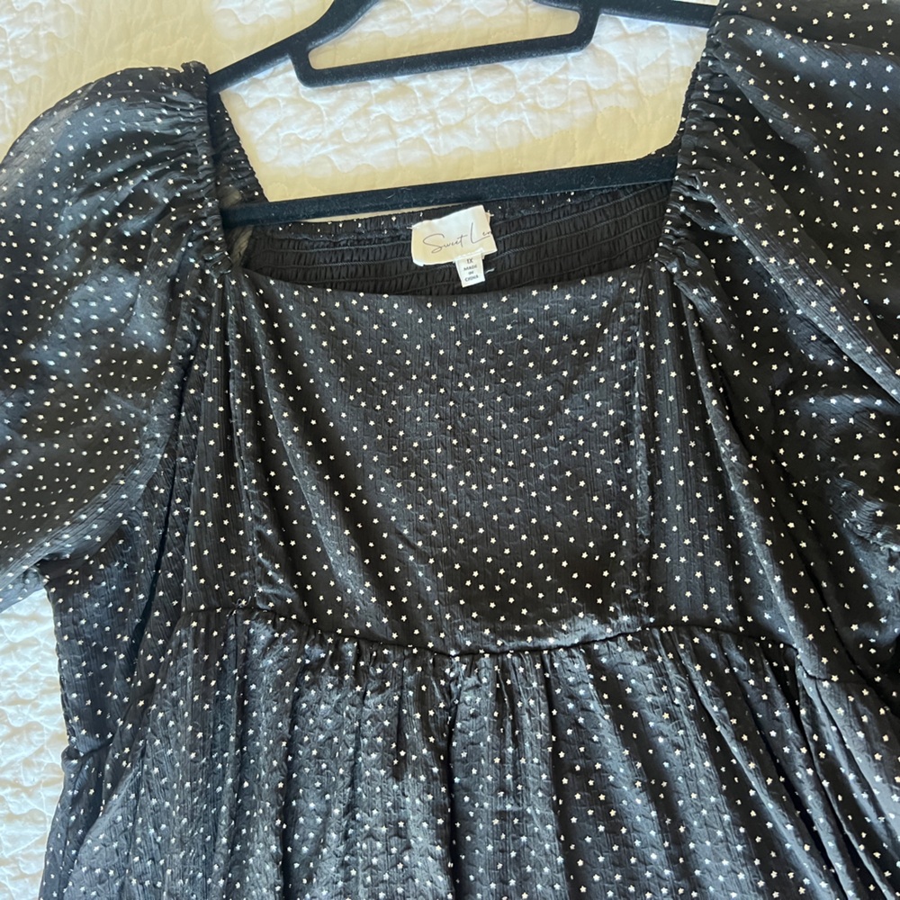 Black  empire waist dress with tiny sliver stars size 1x - Picture 6 of 11